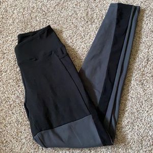 Nikki Blackketter x Gymshark leggings